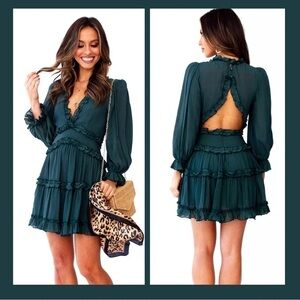 VETOZZA,OPEN BACK DRESS, Emerald Green Ruffled, Completely Lined,GORGEOUS, L